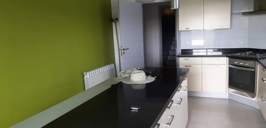 Villa à vendre Meknès avec piscine