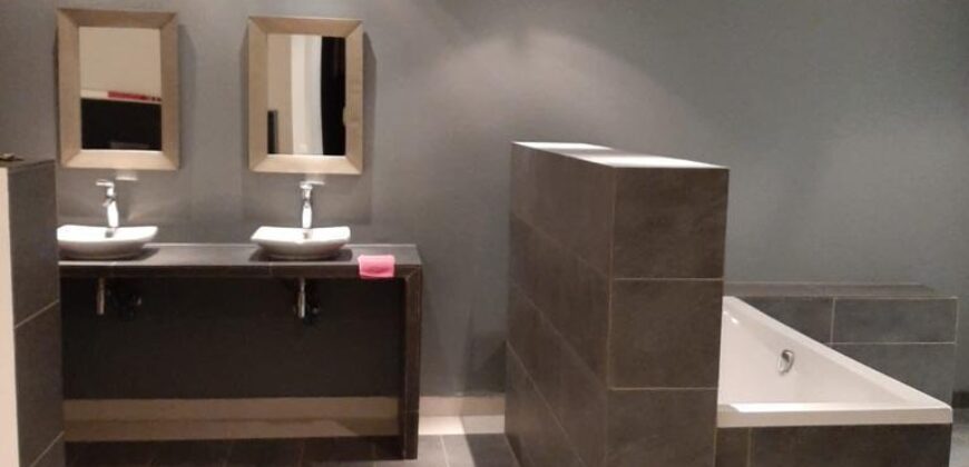 Villa à vendre Meknès avec piscine